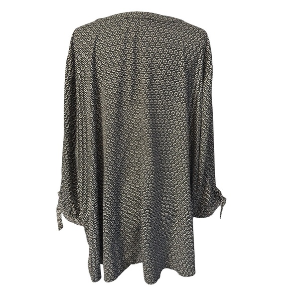 Catherines Black White Floral Blouse 4X Button Front Tie Sleeve Top - Picture 6 of 9